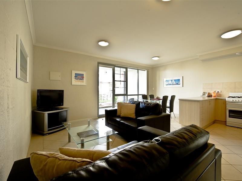 Moonlight Bay Apartments Rye Exterior foto
