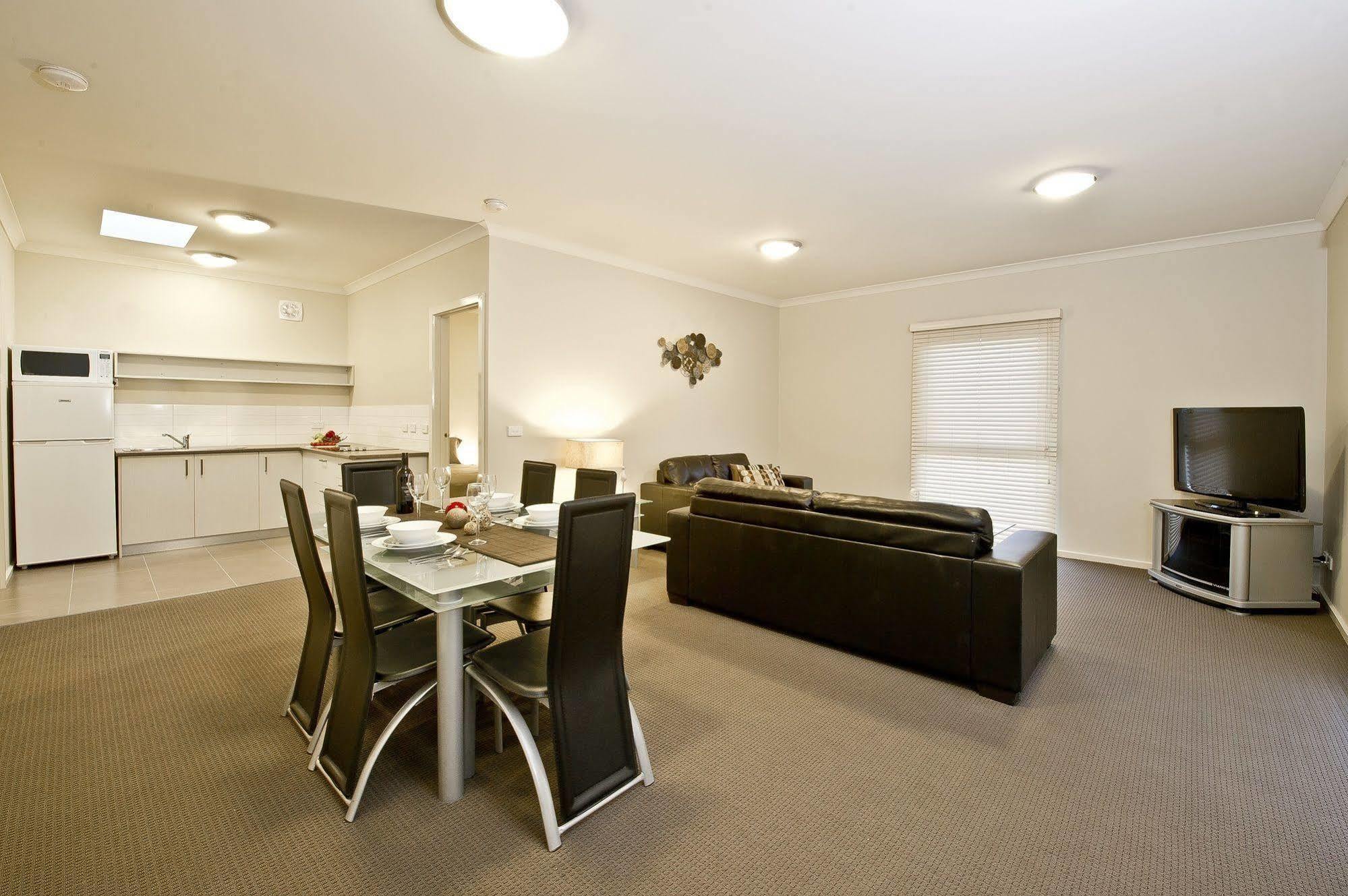 Moonlight Bay Apartments Rye Exterior foto